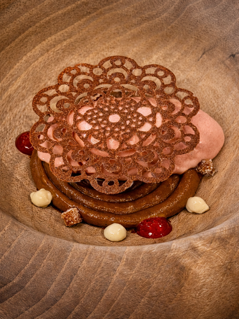 Pinar, tierra y verdad en la mesa. La Lobita