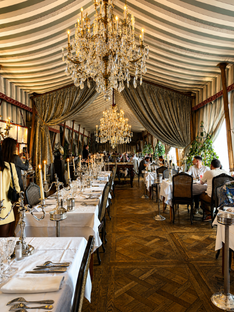 Les Grands Buffets: lujo, abundancia y tradición en clave francesa